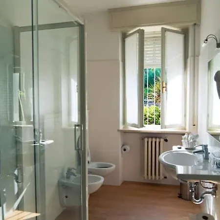 Dom wakacyjny Comfort Apartment Garda Lake W/T Pool And Parking! *